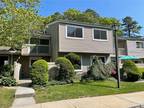 218H Springmeadow Drive, Unit H, Holbrook, NY 11741