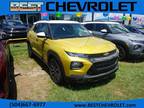 2023 Chevrolet trail blazer Yellow, new