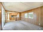 1099 38th Ave SPC 33