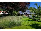 6 bedroom detached house for sale in Peppard Common, Henley-on-Thames