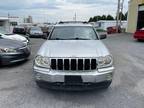 2006 Jeep Grand Cherokee Limited 4dr SUV 4WD w/ Front Side Airbags