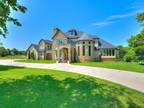 2808 Perth Dr