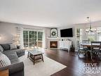 736 Stevens Pointe Dr SE