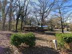 1069 Longshore Dr