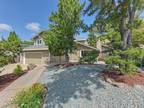 3545 Mountain View Dr