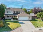 2708 S Huntington Ct