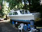 1977 luhrs Boat for Sale