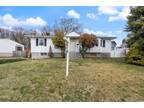 73 Bonaparte Avenue, Islip, NY 11751