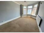 2 bedroom flat for sale in Long Lane, Finchley, N3