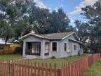 S Salisbury Ave, Deland, FL 32720