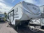 2017 Eclipse Iconic Wide Lite 2817CKG 31ft