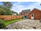4 bedroom detached house for sale in White Horse Way, DEVIZES, SN10