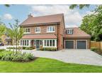 4 bedroom detached house for sale in Little Green, Aston Clinton, HP22
