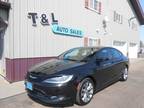 2015 Chrysler 200 S 4dr Sedan