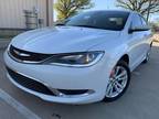 2015 Chrysler 200 Limited Sedan 4D