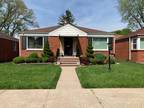 452 Linden Avenue, Bellwood, IL 60104