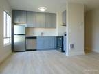 Remodeled Cozy 2bd Apt w/ WD in Unit! Excellent Location!