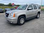 2007 GMC Yukon SLT 4dr SUV 4WD w/4SA w/ 1 Package