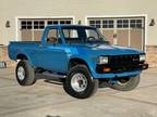 1983 Toyota JDM HiLux 4x4 Pickup