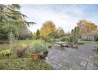 6 bedroom detached house for sale in New Tyehurst Cottages, Chiddingstone Hoath