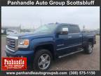 2016 GMC Sierra 2500HD SLT Crew Cab 4WD CREW CAB PICKUP 4-DR