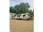 Forest River Forest River Rockwood Ultra Lite 2906 WS Travel Trailer 2017