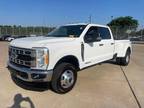 2023 Ford F-350 White, 438 miles
