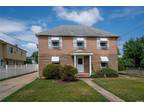 73 East Avenue, Hicksville, NY 11801