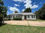 1104 E MOSES ST, Cushing, OK 74023 Single Family Residence For Sale MLS# 2323934