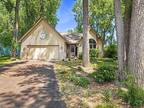 843 Windrow Dr