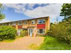 3 bedroom end of terrace house for sale in Chilsey Green Road, Chertsey, Surrey