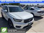 2022 Volvo XC40 White