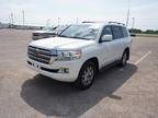 2017 Toyota Land Cruiser White, 23K miles