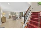 Condo For Sale In Arlington, Virginia