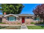 Charming Updated Duplex Close to Downtown Mountain View!