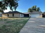 32 HAZYBROOK CIR Chickasha, OK