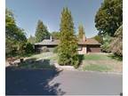 2085 North Country Club Drive Canby, OR