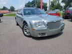 2005 Chrysler 300 300C Sedan 4D