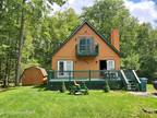Tobyhanna 2BR 1.5BA, Picturesque chalet nestled in the quiet