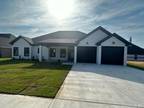 Bryant, Beautiful 3 bedroom 2.5 bathroom New Construction in