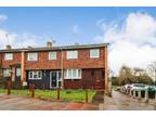 Grove Hill, Emmer Green, Reading, RG4 3 bed end of terrace house to rent -