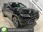 2023 Jeep grand cherokee Black, 12 miles