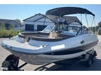 2014 Bayliner 215