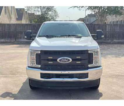 2017 Ford F250 Super Duty Crew Cab for sale is a White 2017 Ford F-250 Super Duty Car for Sale in Houston TX