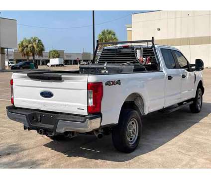 2017 Ford F250 Super Duty Crew Cab for sale is a White 2017 Ford F-250 Super Duty Car for Sale in Houston TX
