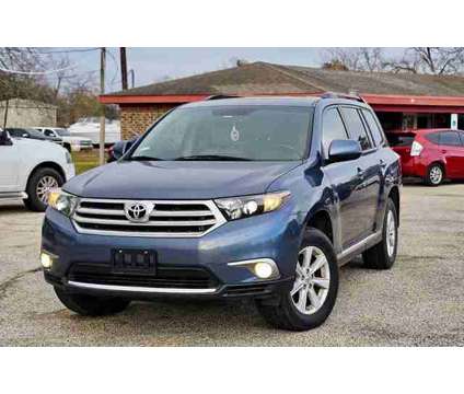 2012 Toyota Highlander for sale is a Grey 2012 Toyota Highlander Car for Sale in South Houston TX
