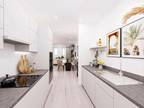 2 bedroom flat for sale in Ridgeway Views, Mill Hill, NW7