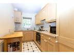 2 bedroom flat for sale in Chime Square, St. Albans, Hertfordshire, AL3