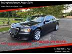 2012 Chrysler 300 Base 4dr Sedan