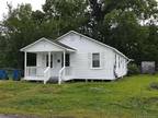 311 E WOOD ST, Jennings, LA 70546 Single Family Residence For Sale MLS#